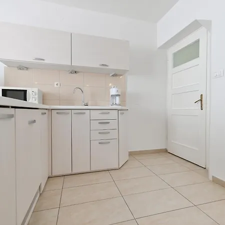 Near Center With Free Parking And Air Condition In Each Apartment *