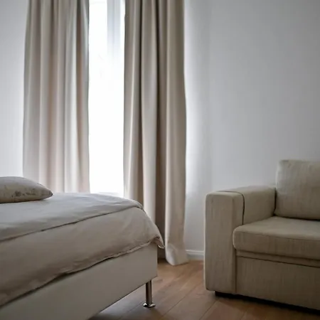 Near Center With Free Parking And Air Condition In Each Zadar
